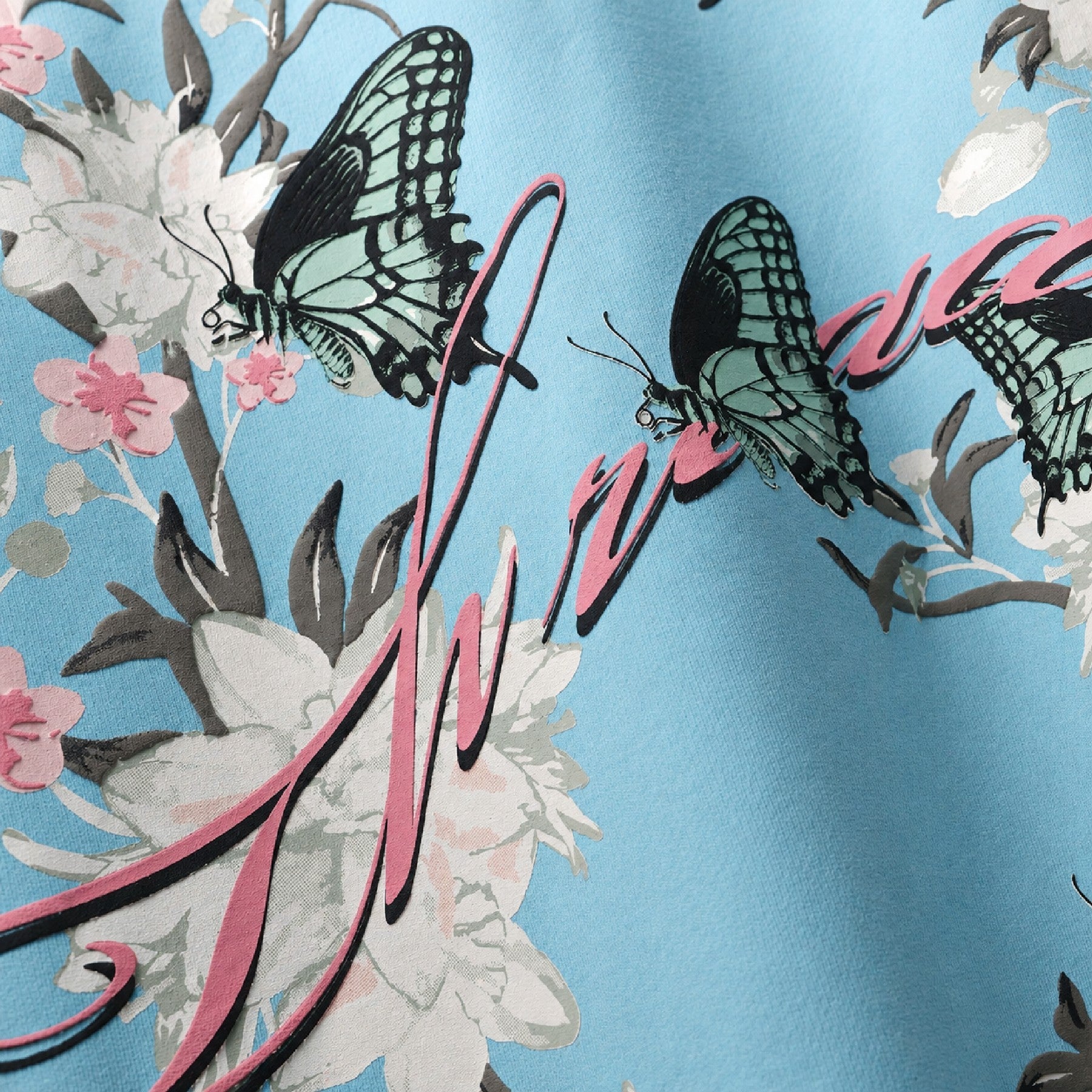Sky Flutter T-Shirt - Suprstar